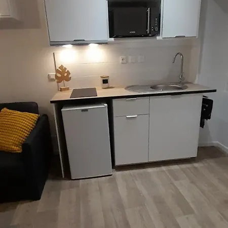 Apartment Cosy Sur Courette *